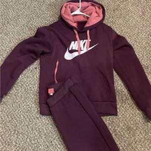 Nike Sweatsuit